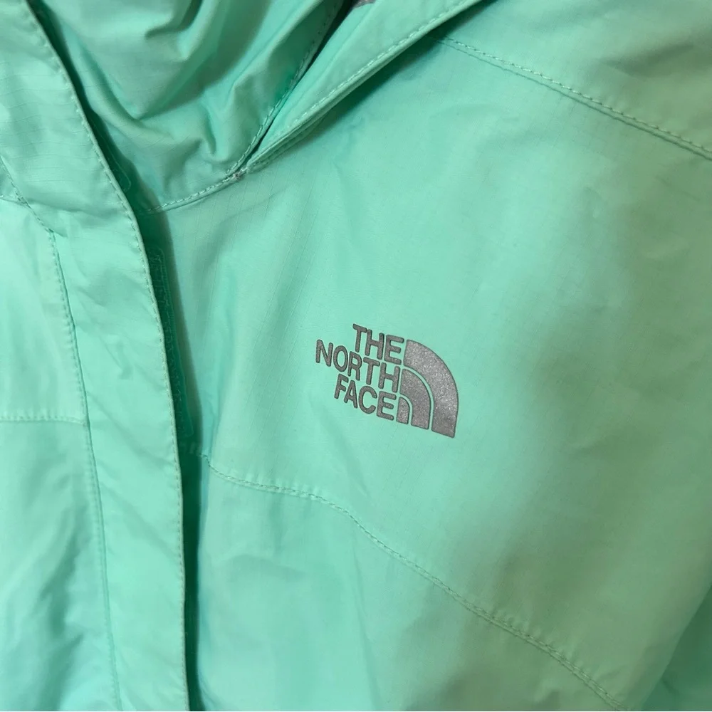 The North Face Windbreaker Jacket - Picture 2 of 14